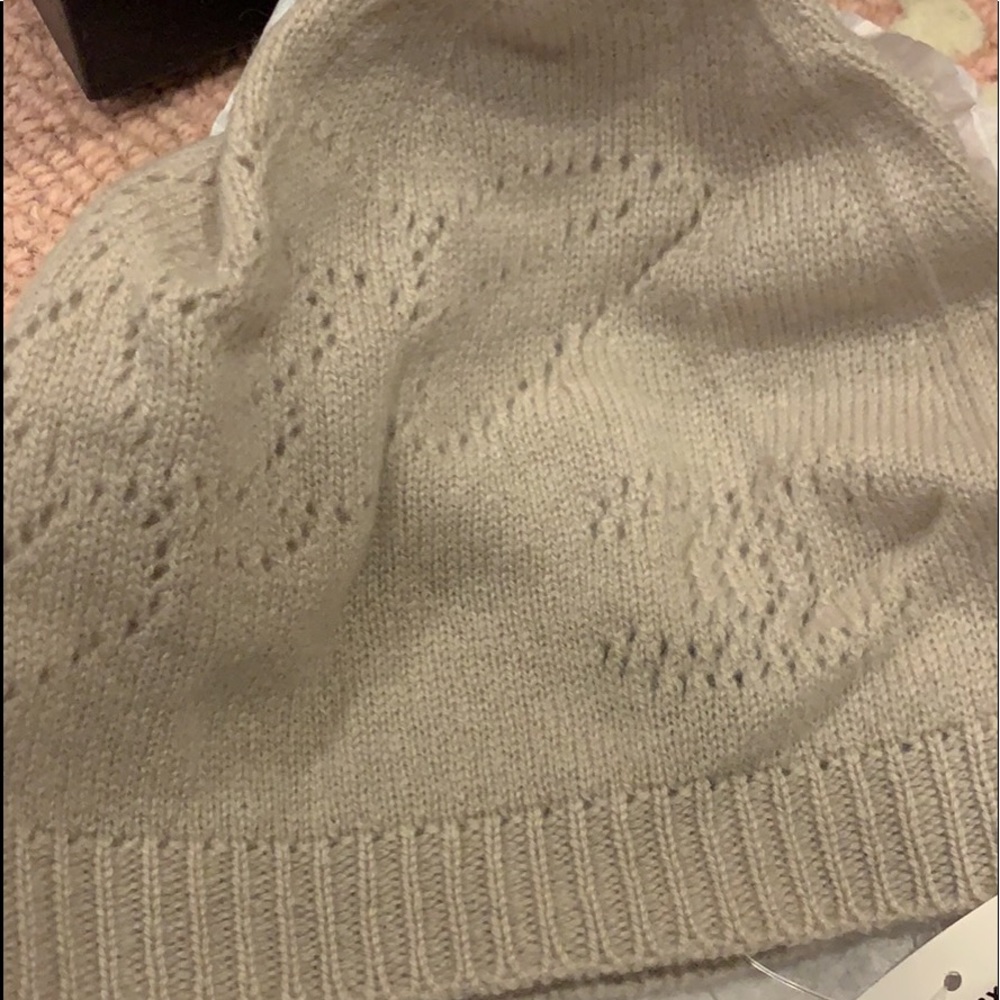 Camilla Rose beanie